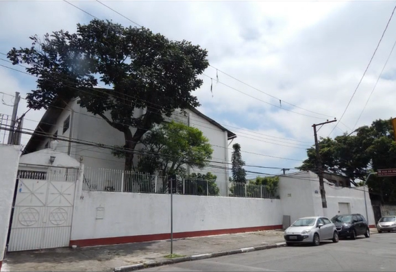 Axé Ilê Obá - Centro de Candomblé, fachada do terreiro na Rua Azor Silva